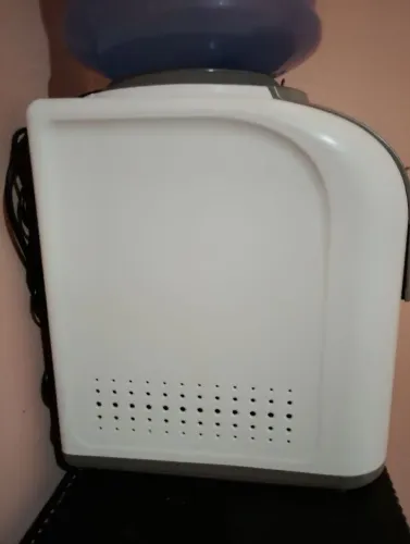 Bebedouro de mesa