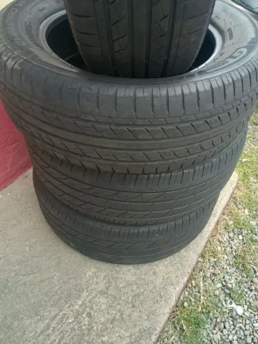 pneus 235/60/17 GT radial champiro vp1 250reias cada