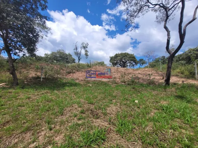 Lote com financiamento próprio em Juatuba com 1.512m².