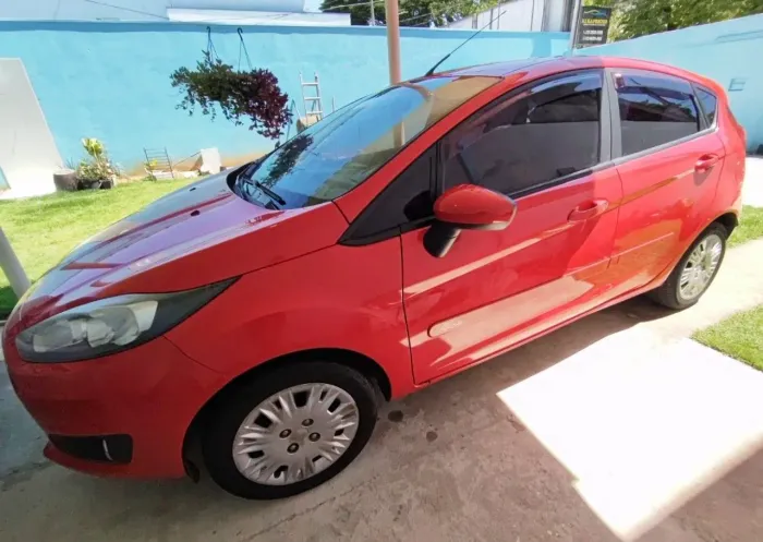 Ford Fiesta 1.5 16V Flex Mec. 5P 2015