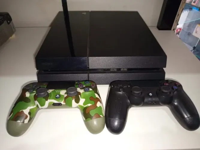 Playstation 4 Fat GoldHen