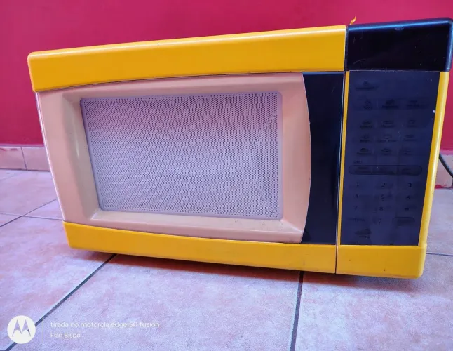 Micro-ondas Retrô Amarelo Usado Electrolux + Suportes e Testado