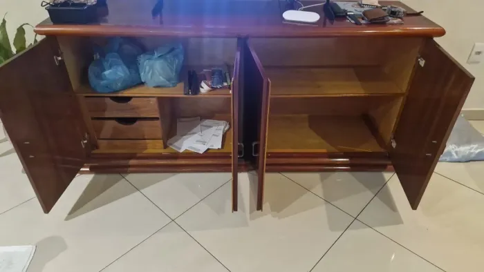 Buffet mogno alto brilho
