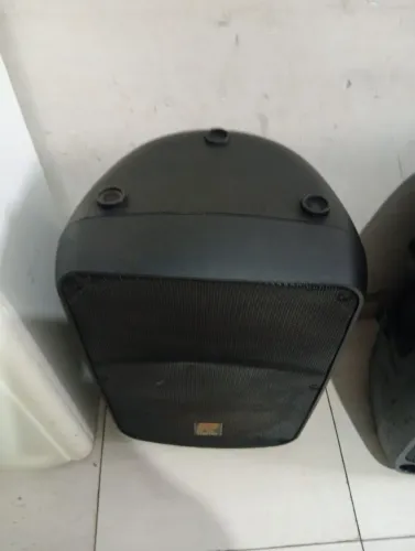 Caixa ativa staner 12sr
