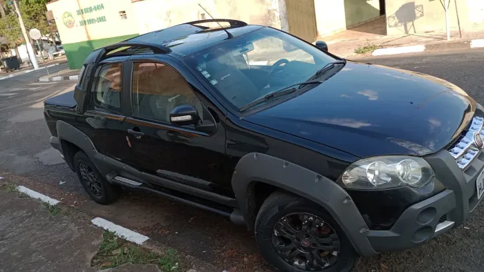 Fiat Strada Adventure1.8/ 1.8 Locker Flex CD 2010