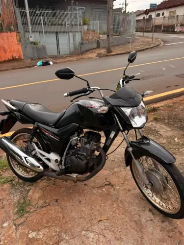 VENDE-SE MOTO HONDA CG 125 I FAN 2017 R$7.500.