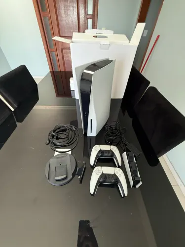 PS5 fat 825gb + SSD 2tb + dock station 