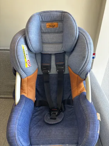 Cadeirinha infantil