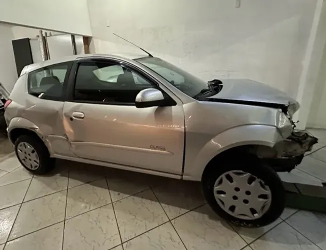  FORD KA 1.6 roda teto porta PNEU motor  lateral cambio retalho para-lama bancos  
