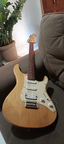 Guitarra Yamaha Pacífica 112