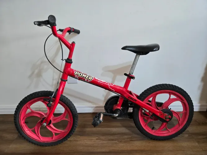 Bicicleta Caloi aro 16