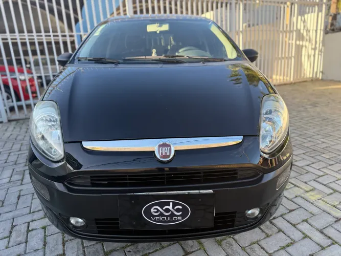 Fiat Punto Attractive 1.4 Fire Flex 8V 5P 2013