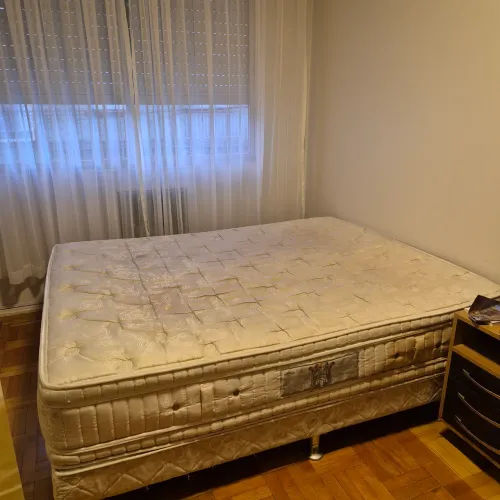 Cama box Queem + Coberdron + 2 jogos lençois malha