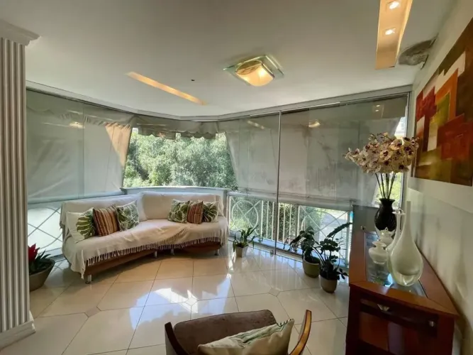 EXCELENTE COBERTURA DUPLEX NO FLAMENGO - RUA PAISSANDU