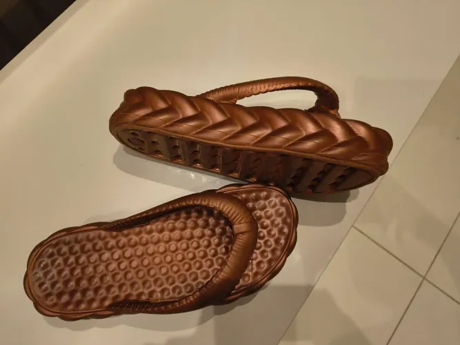 Chinelo trança plataforma 