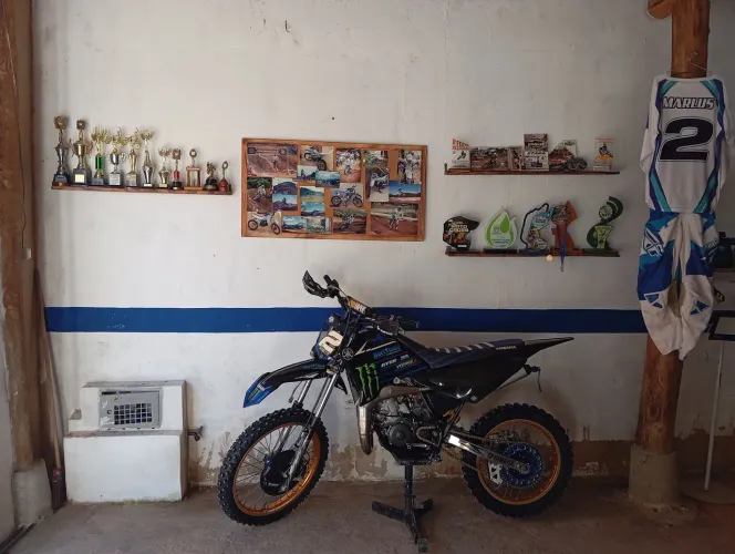 DT 200 COM ROUPA XTZ 125