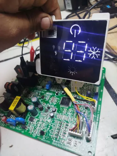 Reparo em placa de arcondicionado inverter