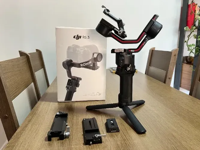 Gimbal DJI RS3 Ronin + Suporte Vertical Ronin