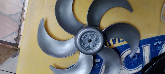 Peças de ventilador mondial