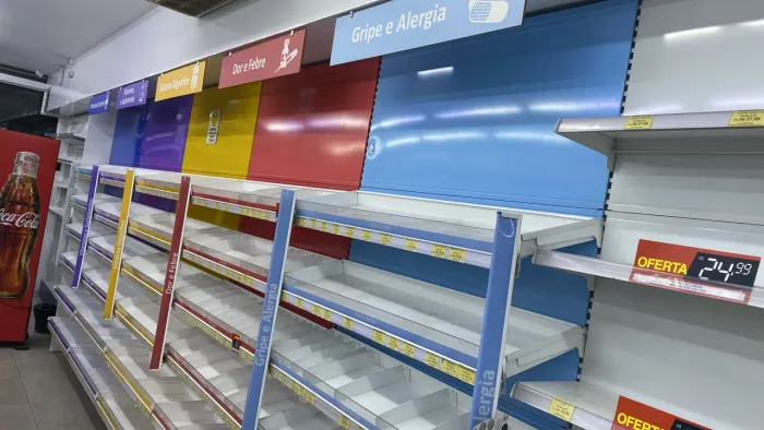 DROGARIA - Mobiliário Completo semi novo 