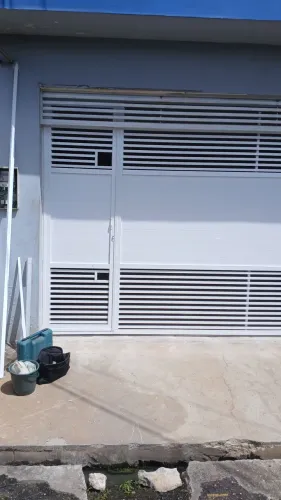 FABRICAMOS SOBRE MEDIDAS PORTÕES PORTAS JANELAS EM ALUMÍNIO BRANCO PRETO FOSCO
