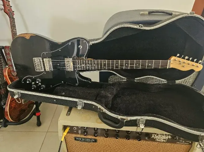 Guitarra Telecaster Deluxe Relic Braço Maple escala Rosewood