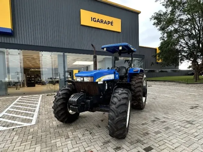 TRATOR - MARCA NEW HOLLAND - MODELO 7630 - 4x4