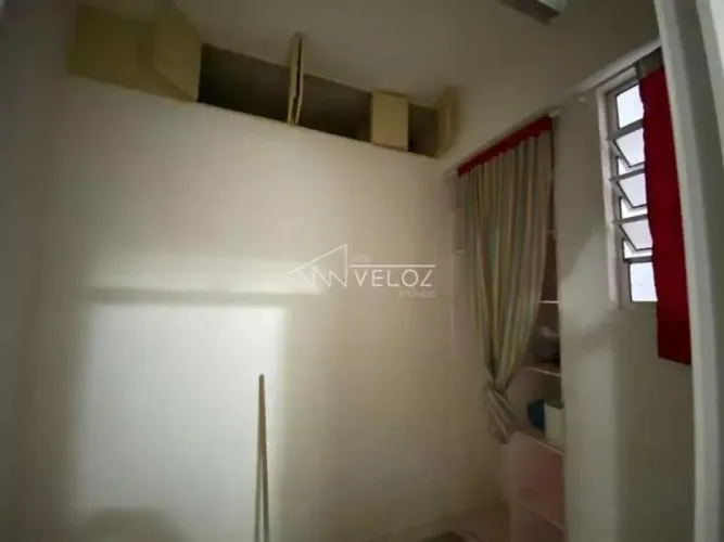 Apartamento : / Residencial / Glória