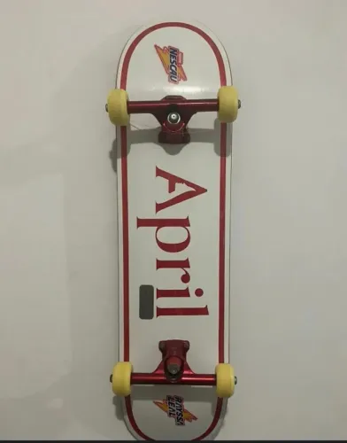 Skate april Rayssa leal