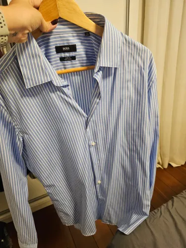 Blusa social masculina Slim Fit marca Boss nova