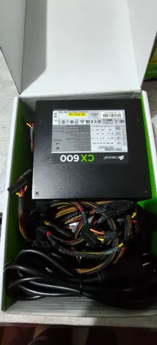 Fonte Corsair CX 600 WATTS