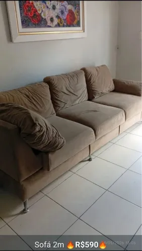Sofá 3 lugares ( não é retratil)