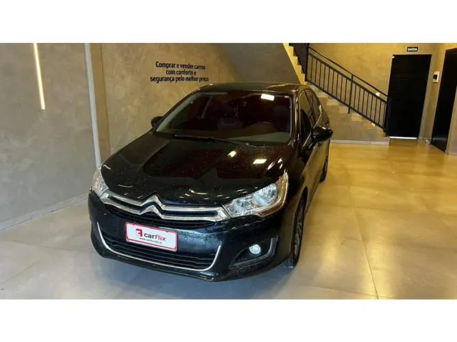 Citroen C4 Lounge Exclusive 1.6 Turbo Flex Aut. 2015