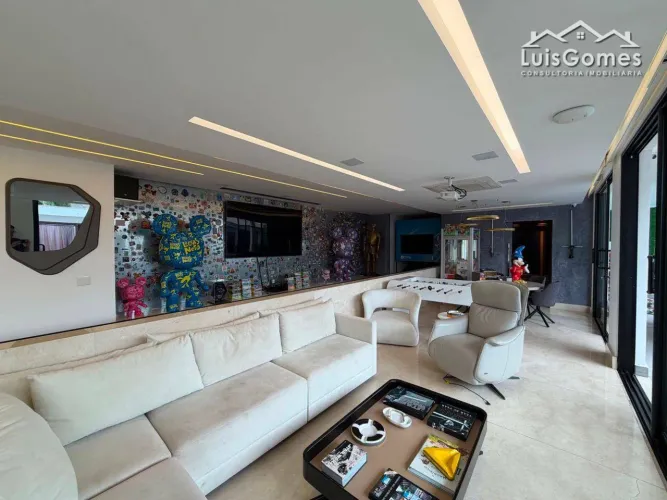Santa Monica Jardim - Casas Triplex de alto padrão com 6 quartos sendo 6 suítes na Barra d