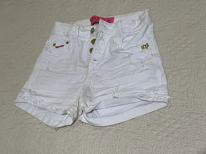 Short branco tamanho 40