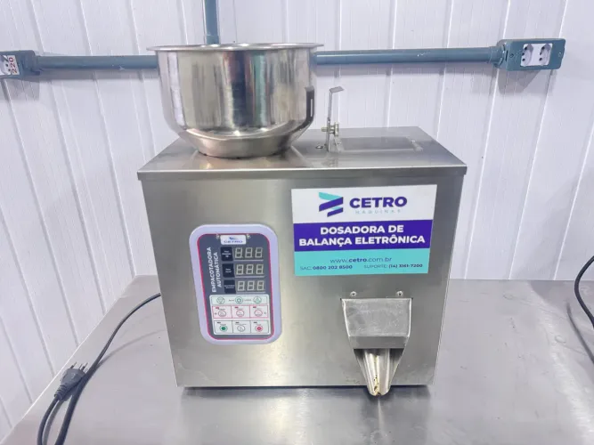 Dosadora de balança de 1-100g CSFM 100 T - CETRO