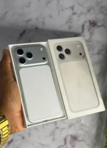 iPhone 17 pro max 100% de BAT.