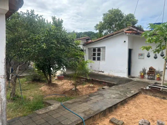 Vende-se casa 405 metros quadrados, 13,5x30