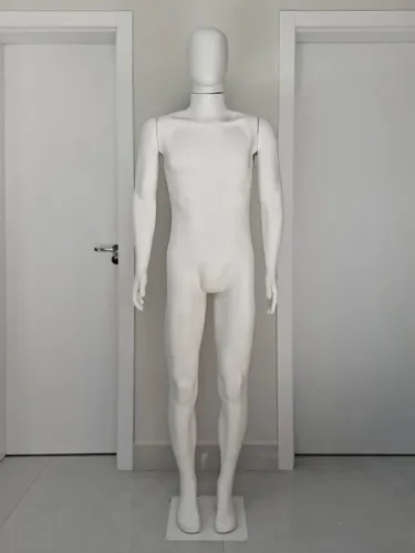 Manequim Masculino Inteiro Branco Fosco (Com Base)