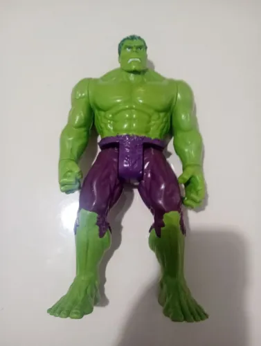 Boneco Hulk 30 cm Titan articulado Com Marcas de Uso