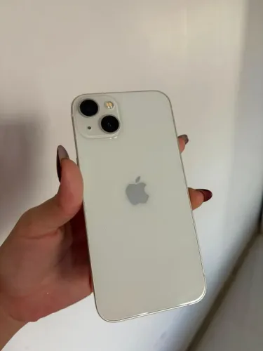 Vendo iPhone 13 128GB Branco no precinho
