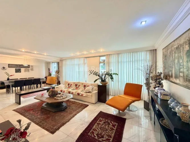 Apartamento à venda no bairro Lourdes