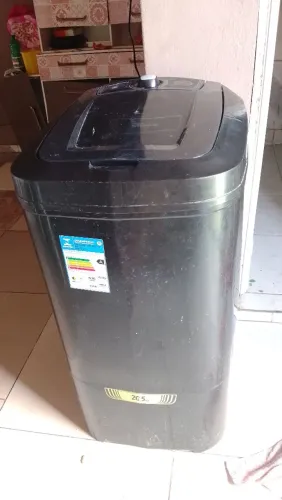 Tanquinho de lavar roupa novo só com 2 meses de uso vendendo pq tô precisando 