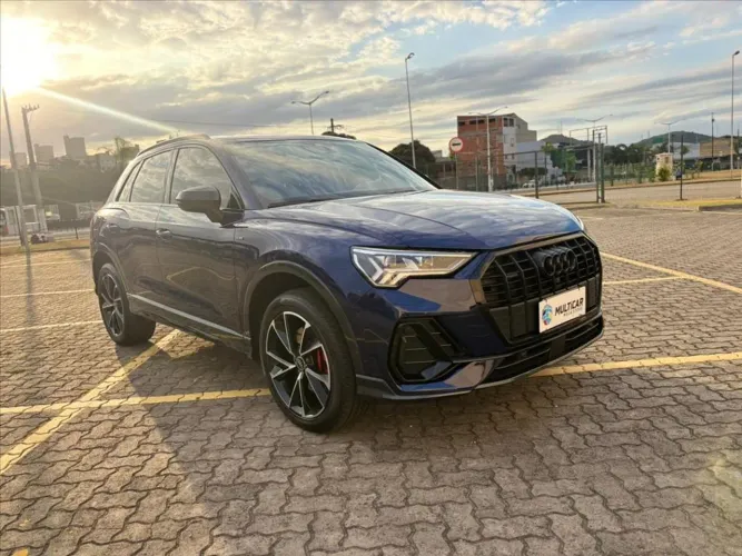 Audi Q3 Perf. Black 2.0 TFSI Tiptr. Quattro 2023