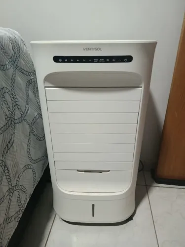Climatizador Ventisol Branco (Com Defeito - Não Venta) para Peças ou Conserto