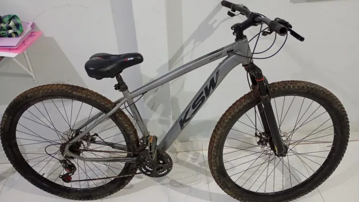 Vende-se bicicleta KSW de alumínio