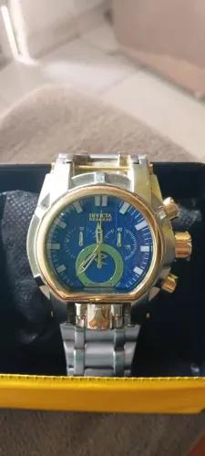 Relógio ? invicto pulseira de aço pô 150 em bom estado.