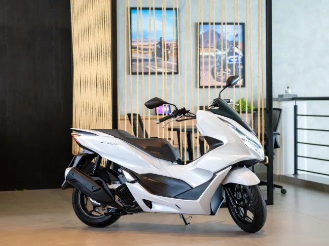 HONDA PCX 160 CBS 2025