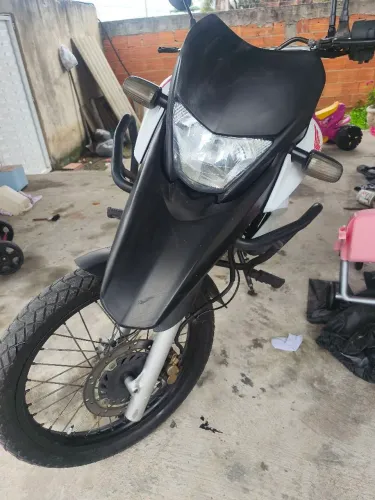 Vendo ou troco XRE300