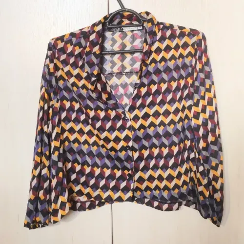 Camisa cropped manga 3/4 estampada colorida Youcom